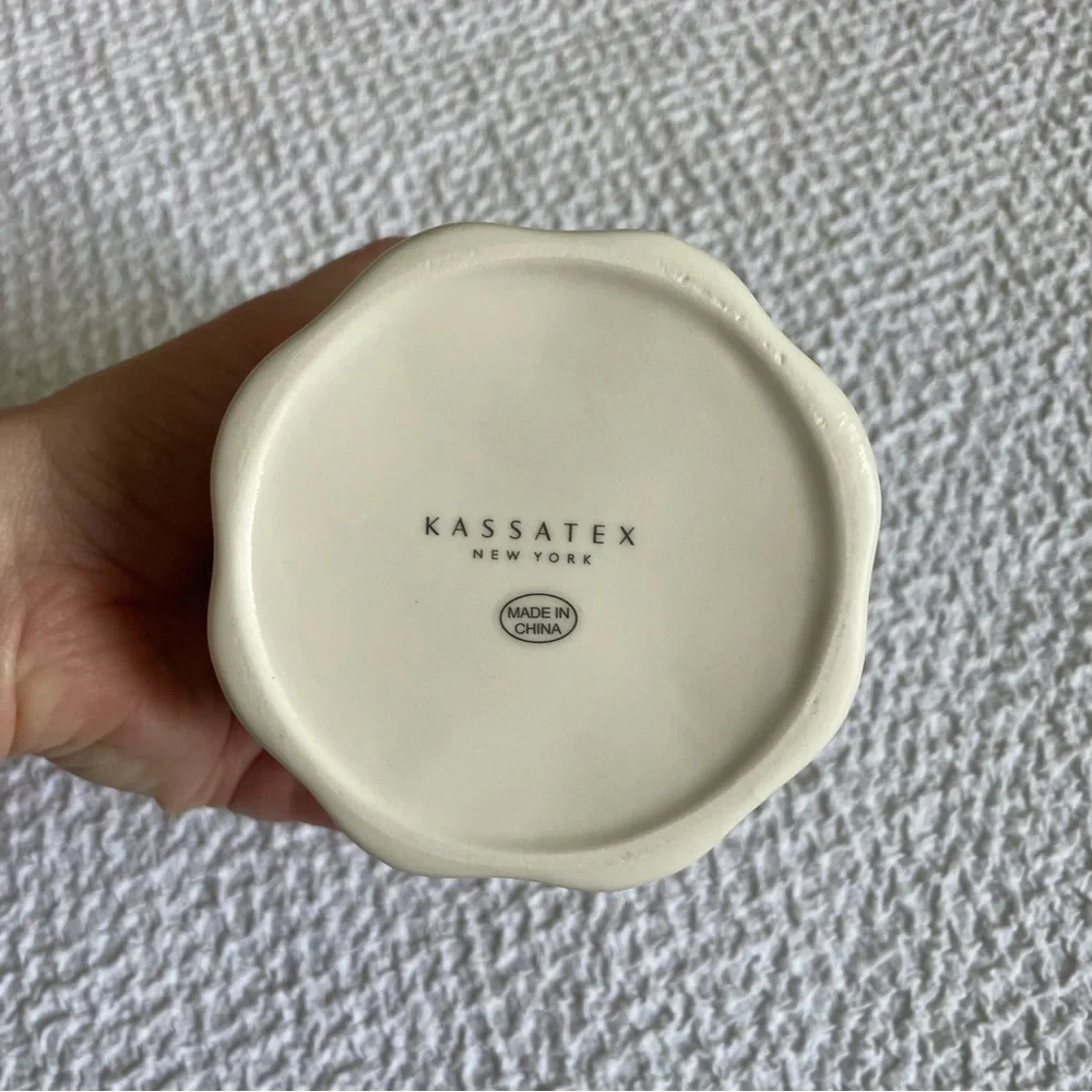 NEW Anthropologie Le Marais Scalloped Bath Jar Cream Gold Trim